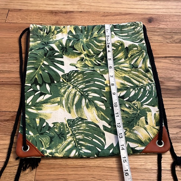 Tropical Canvas Drawstring Backpack Bag - Picture 2 of 4